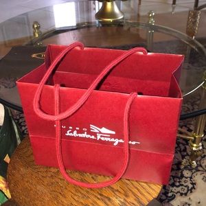 Salvatore FERRAGAMO museum gift bag